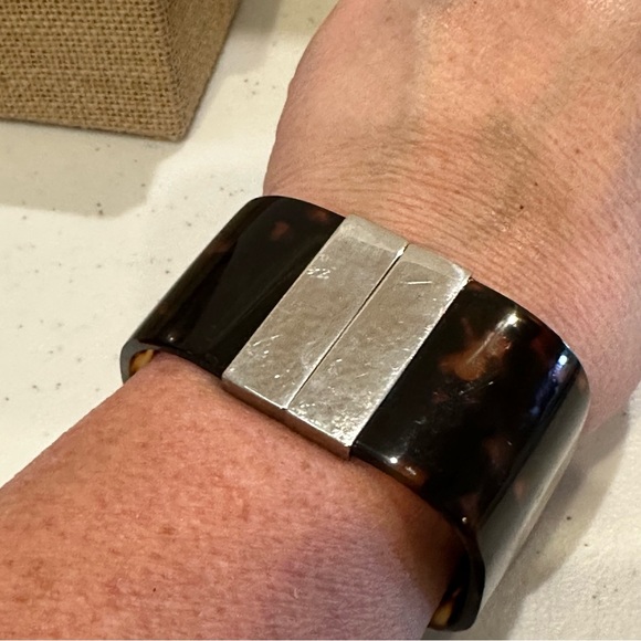 Rustic Cuff Bracelet wide clamper bangle Faux Tortoise, silver tone - Picture 3 of 13